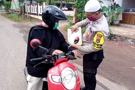 SOSIALISASI MAKLUMAT KAPOLRI ADAPTASI KEHIDUPAN BARU
