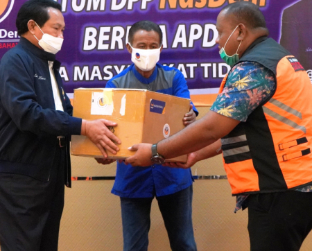 SERAHKAN BANTUAN APD			
