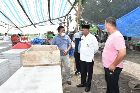 TINJAU PABRIK PENGELOLAAN IKAN PATIN