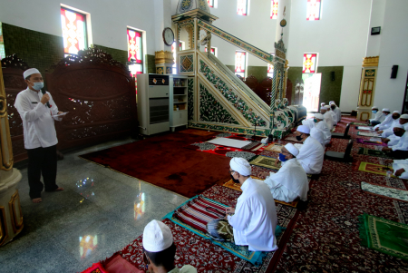 IMBAUAN PROTOKOL KESEHATAN PELAKSANAAN IBADAH SALAT