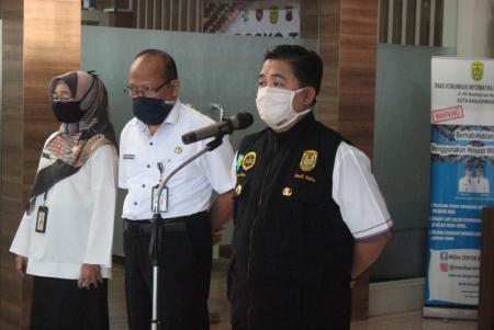 SINERGI DAN SALING BANTU TANGANI DAMPAK COVID-19