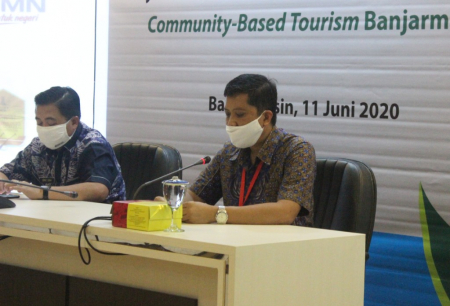 KEMBANGKAN WISATA BANJARMASIN