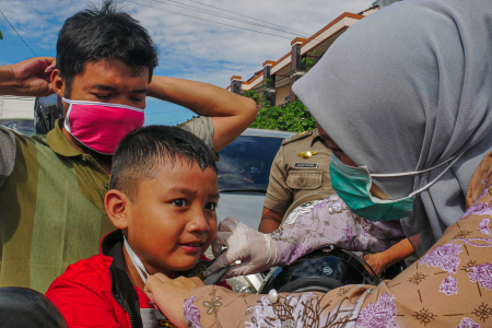 SOSIALISASI PENGGUNAAN MASKER