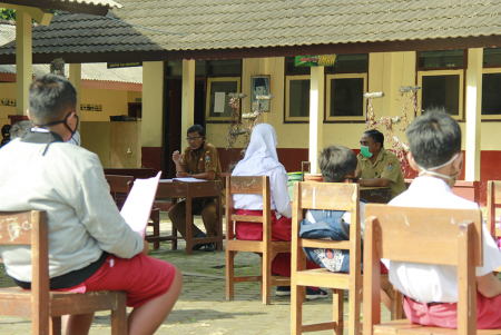 PEMBEKALAN WALI KELAS