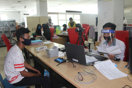 PERIKSA KELENGKAPAN DOKUMEN KEPENDUDUKAN