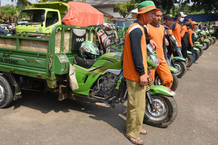 APEL PASUKAN KEBERSIHAN UNTUK ATASI LONJAKAN SAMPAH