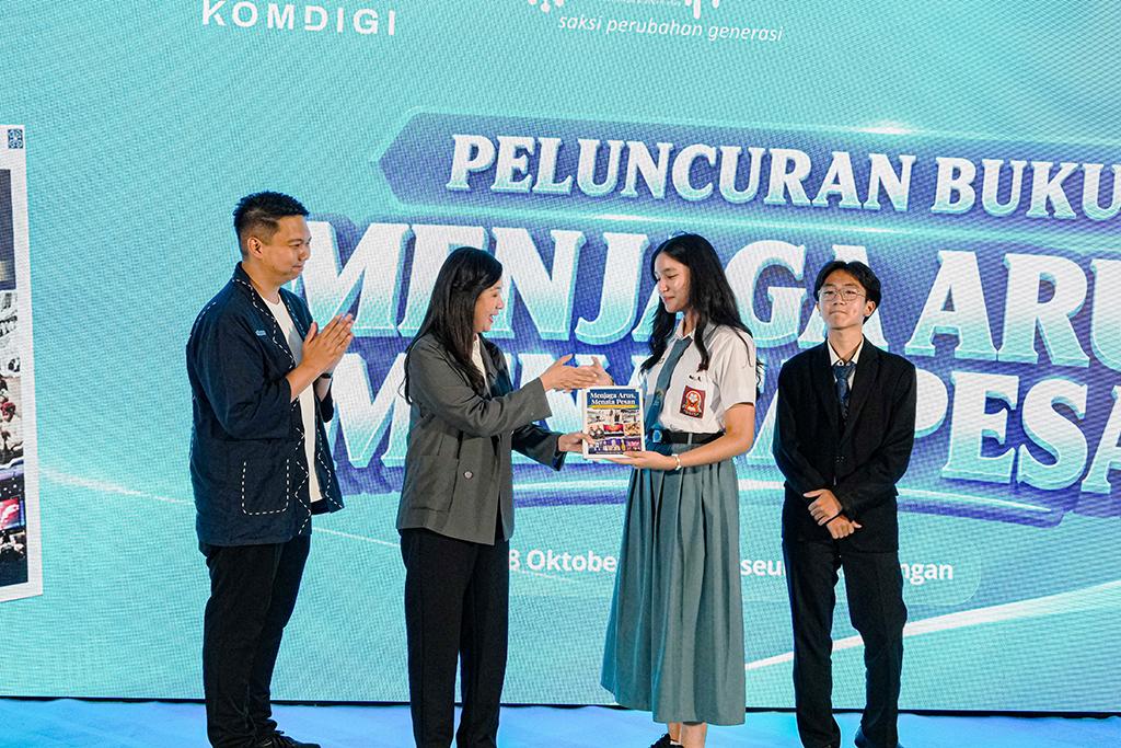 PELUNCURAN BUKU MENATA ARUS, MENJAGA PESAN