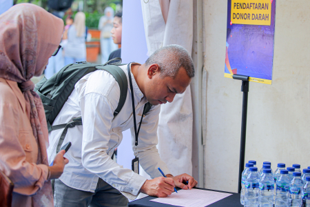 DONOR DARAH HUT KEMKOMDIGI KE-24