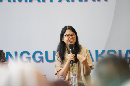 TALKSHOW BANGUN RUANG DIGITAL RAMAH ANAK