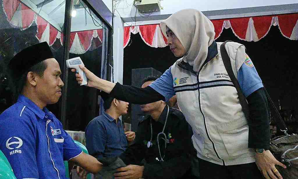 CEK KESEHATAN PENGEMUDI BUS