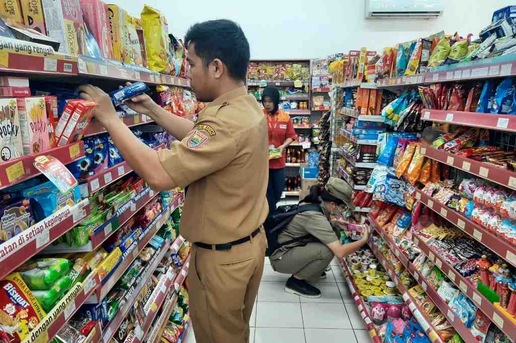 PENGAWASAN PRODUK MAKANAN