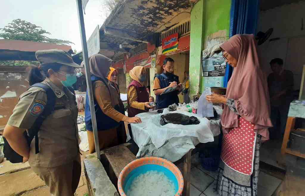 PENGAWASAN KEAMANAN PANGAN