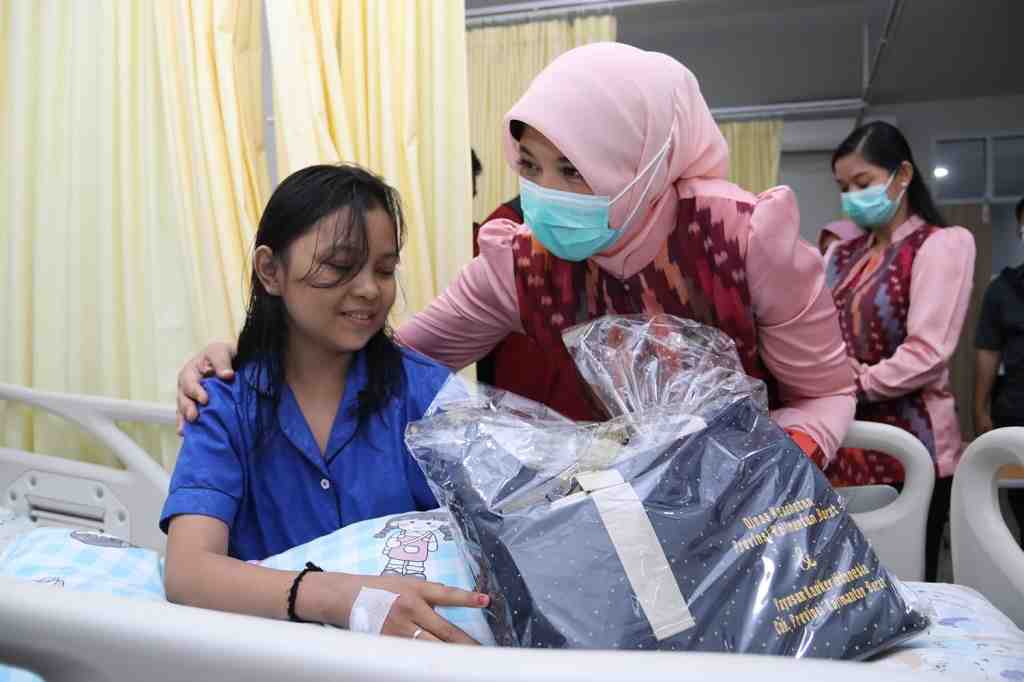 DUKUNG PEJUANG KANKER