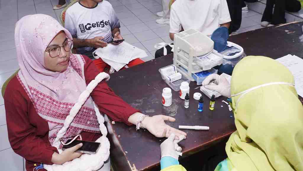 PEMERIKSAAN GULA DARAH