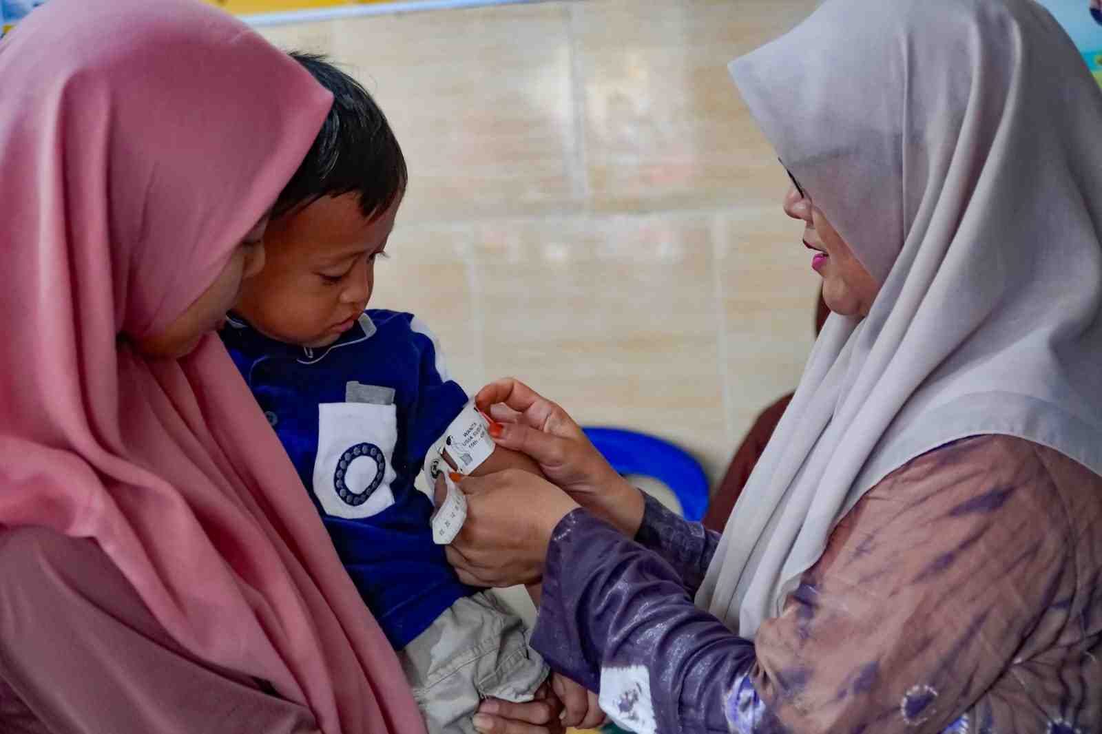 UKUR LINGKAR LENGAN BALITA