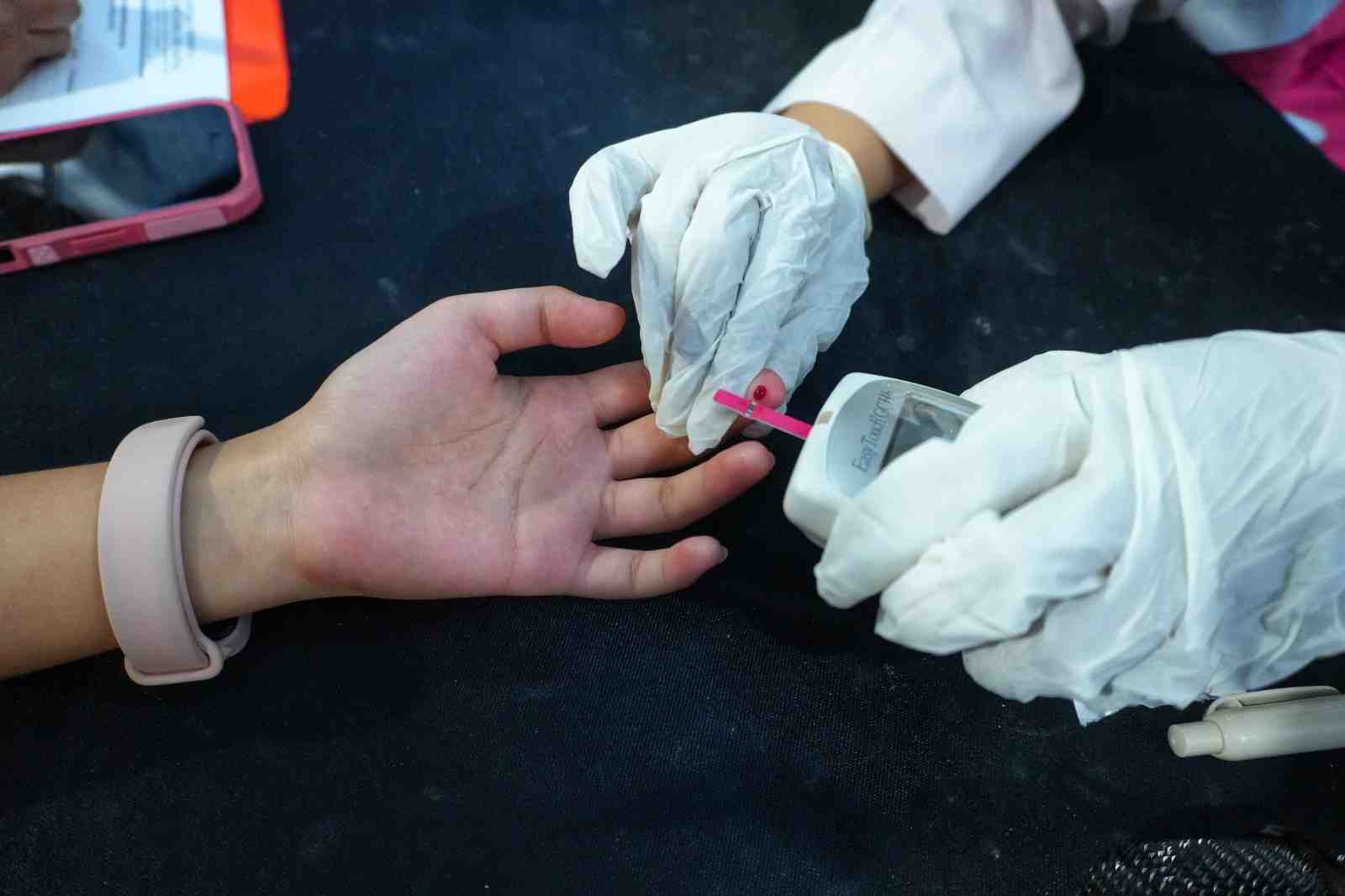 PERIKSA GULA DARAH