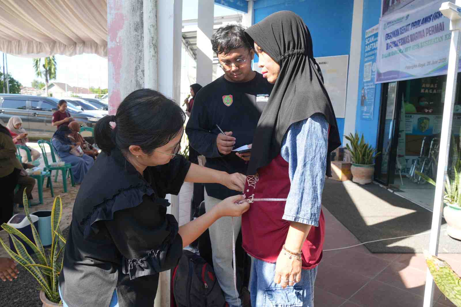 UKUR LINGKAR PERUT WARGA