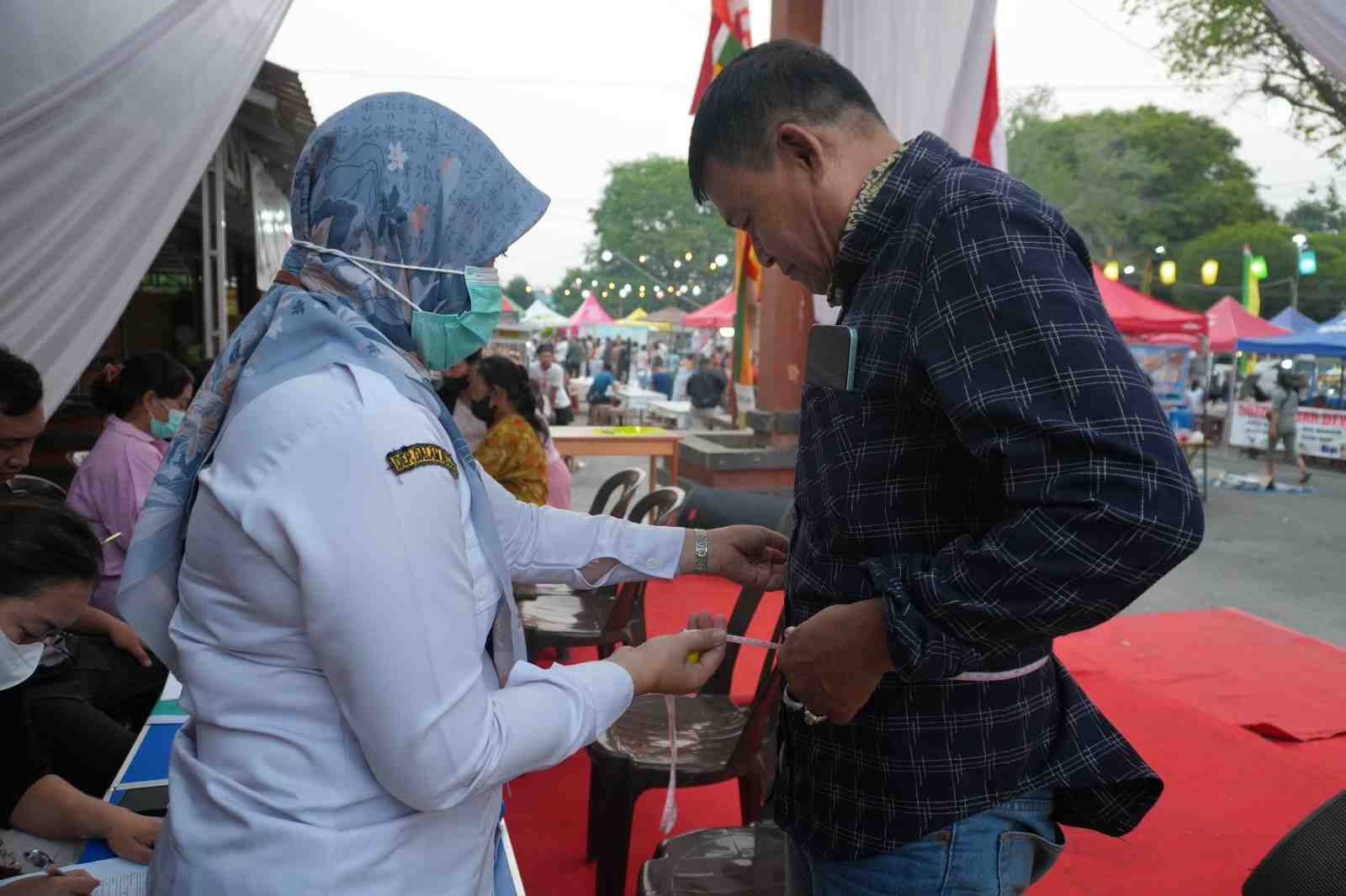 UKUR LINGKAR PERUT WARGA