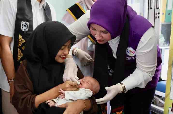 DUKUNG VAKSINASI NASIONAL