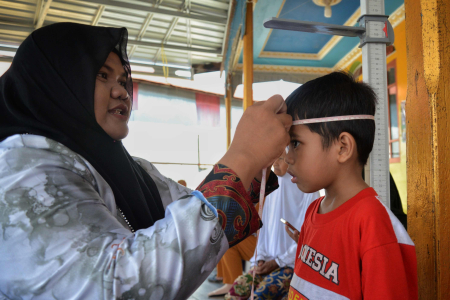 UKUR LINGKAR KEPALA ANAK 