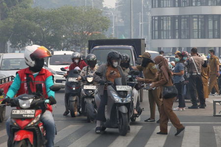 BAGIKAN MASKER