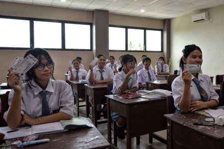 TUNJUKKAN TABLET TAMBAH DARAH