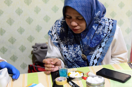 PERIKSA KADAR HEMOGLOBIN DARAH