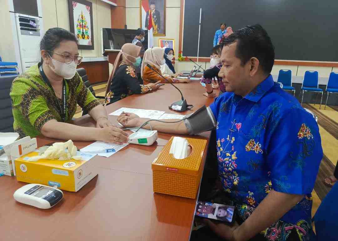 CEK TEKANAN DARAH