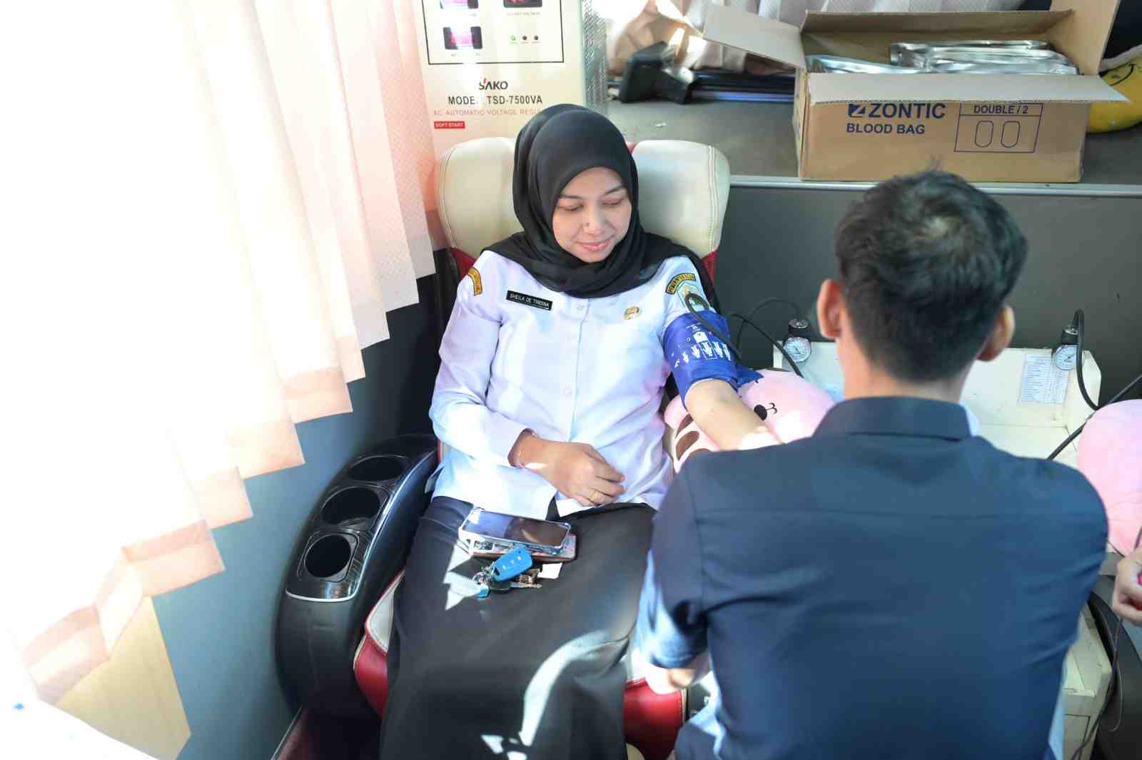 30 KANTONG DARAH DARI KOMINSA ACEH