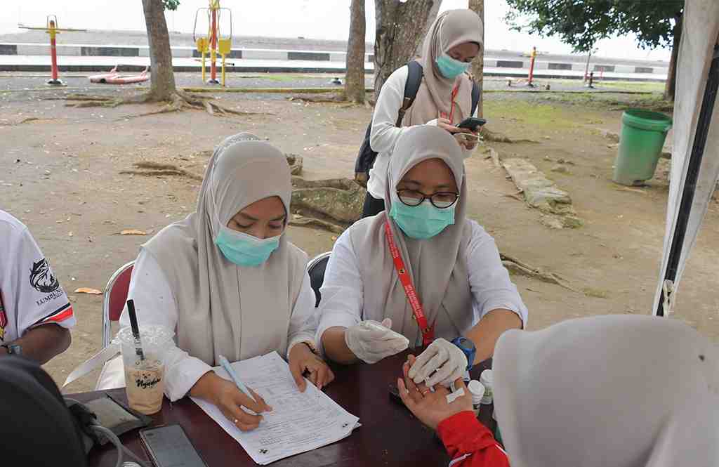 PROGRAM PEMERIKSAAN KESEHATAN GRATIS