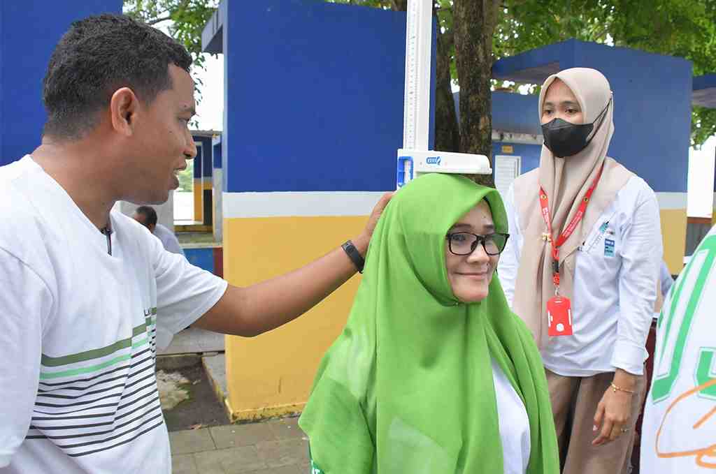 UKUR TINGGI BADAN