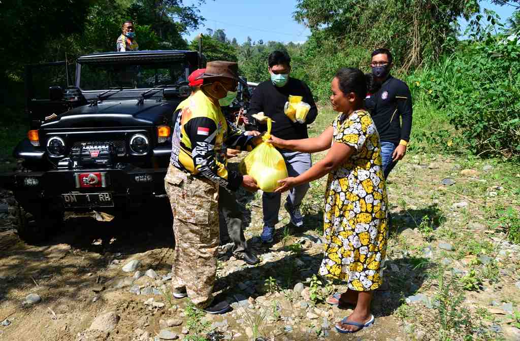 BANTUAN PANGAN WARGA DESA