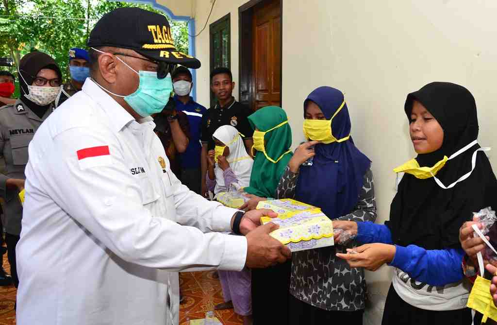 PEDULI ANAK YATIM PIATU