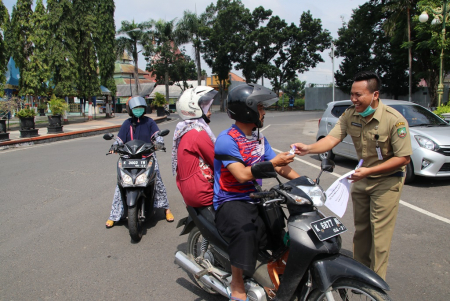 BAGI PEMBERSIH TANGAN GRATIS