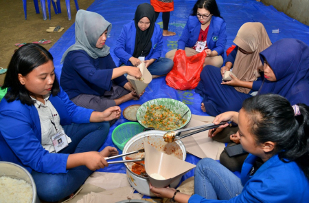 SOLIDARITAS UNTUK KEMANUSIAAN