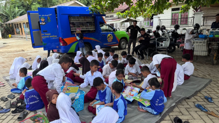 BACA BUKU