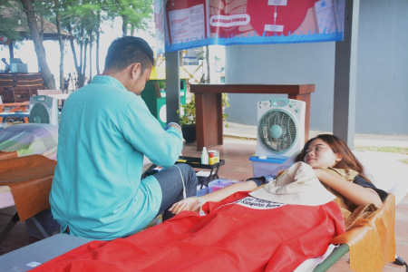 DONOR DARAH DI SBJ BATANG