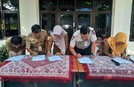PENANDATANGANAN PAKTA INTEGRITAS