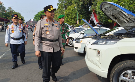 TINJAU SARPRAS OPS MANTAP PRAJA