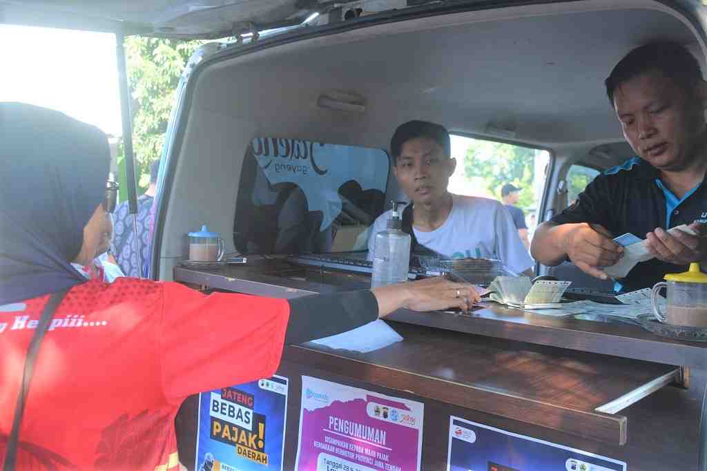 PELAYANAN SAMSAT KELILING