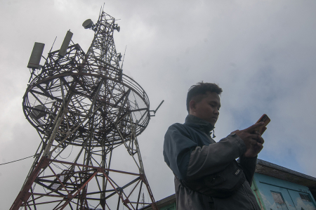 PERLINDUNGAN DATA PELANGGAN NOMOR SELULER