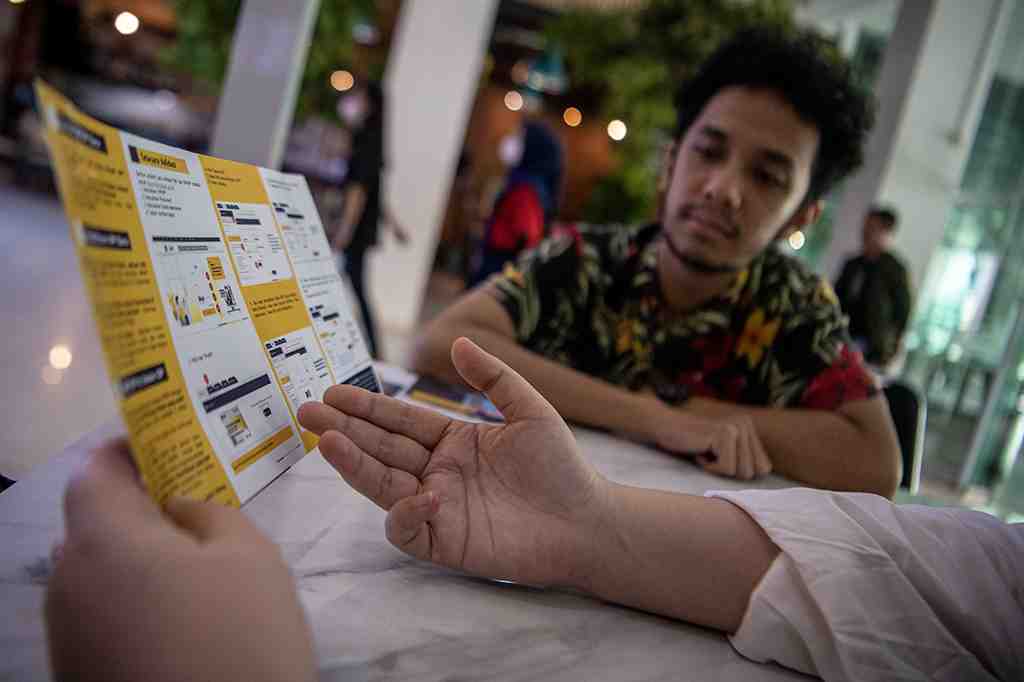 POJOK PAJAK DI PUSAT PERBELANJAAN