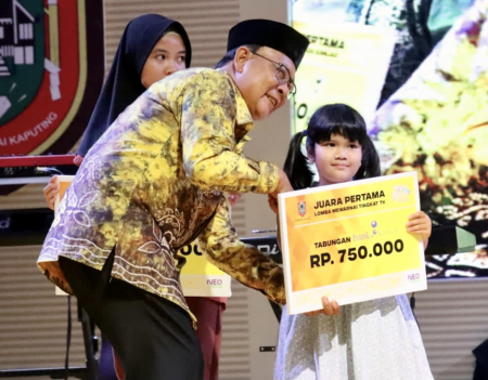 JUARA LOMBA MEWARNAI