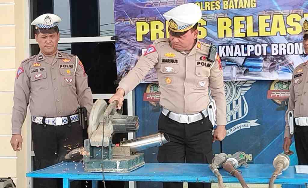 MUSNAHKAN KNALPOT BISING