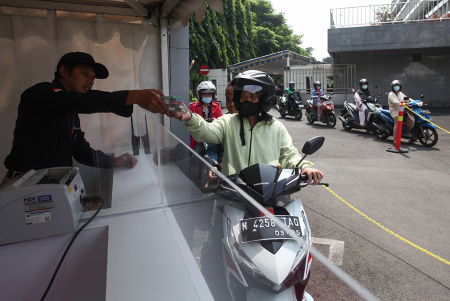 LANTATUR PENUKARAN UANG TUNAI BARU