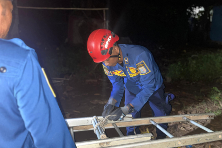 PASANG SIMPUL TALI PENYELAMATAN