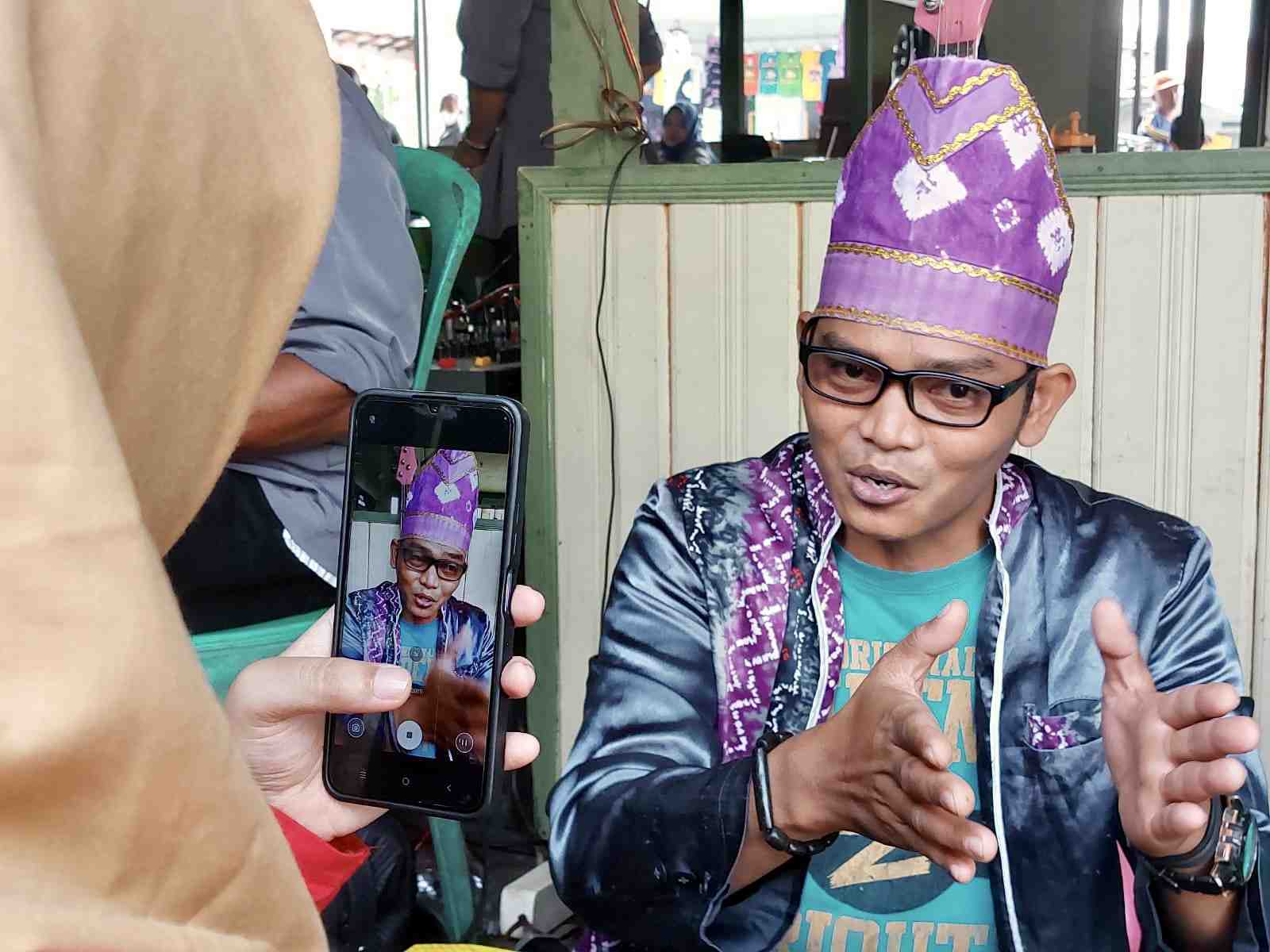 WARGA SAMPAIKAN ASPIRASI