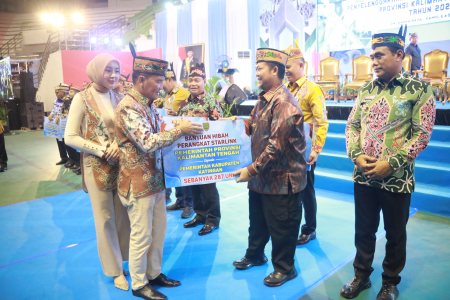 BANTUAN STARLINK GUBERNUR KALTENG