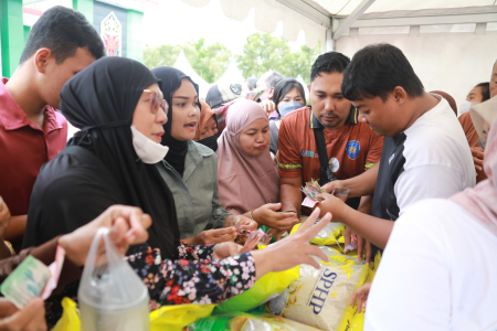 PASAR MURAH HUT TNI KE 80