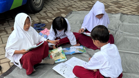 BACA BUKU